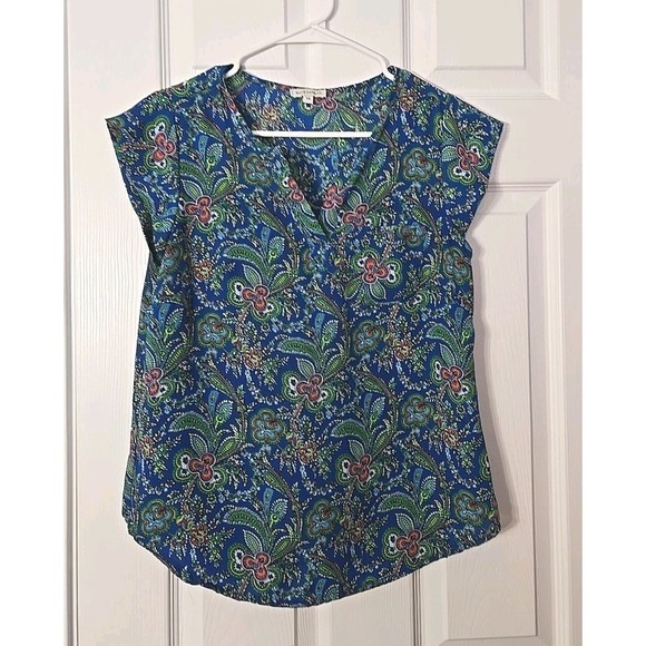Blue Saks Fifth Avenue Pants - Anne Carson Womans Short‎ Sleeve Size XS Paisley Florial Design Blue, Multicolor
